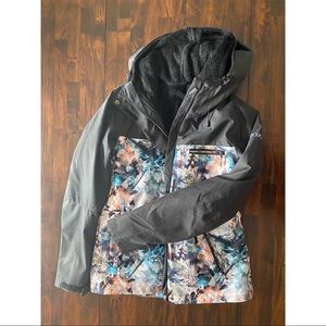 Roxy Jetty 3-in-1 Snow Jacket | Perfect for Skiing and Snowboarding